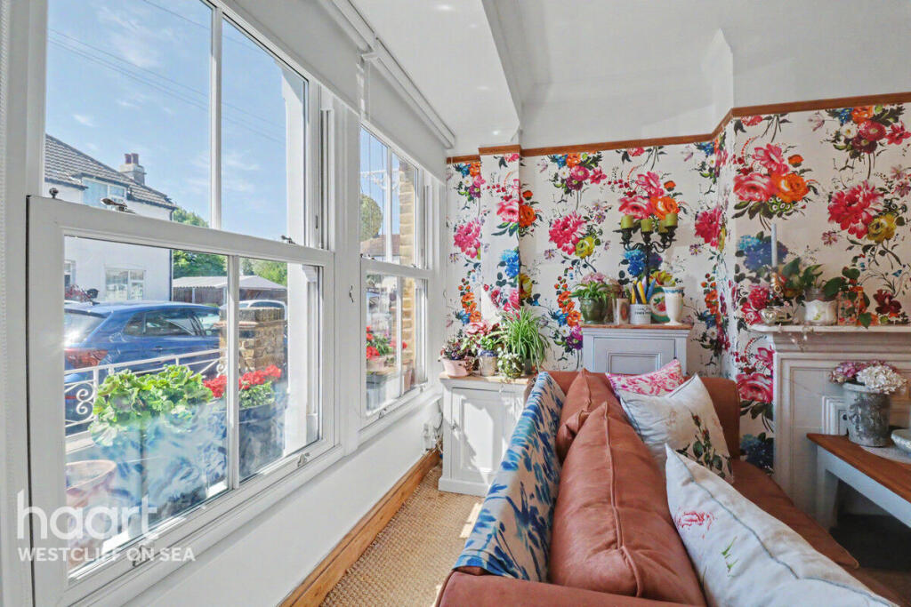 House in Southend-on-Sea, North Shoebury - View 5