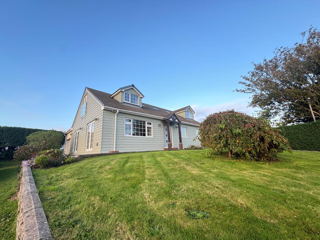 Main image of property: Ruan High Lanes