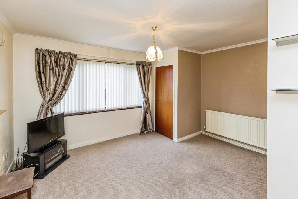 House in Llandudno, Llay - View 5