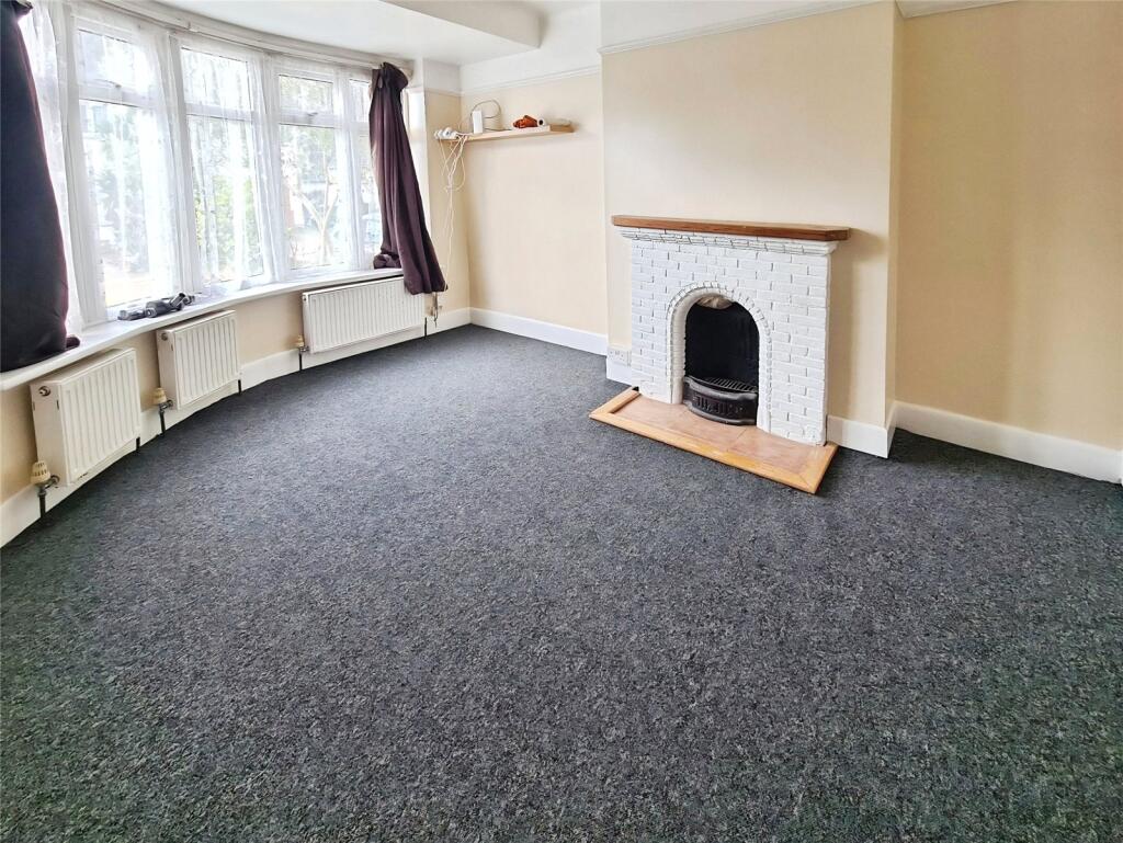 House in Southampton - View 2