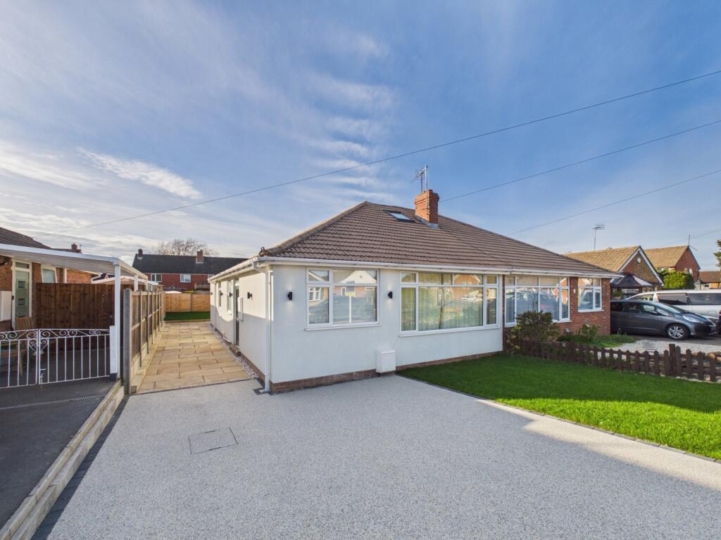 Main image of property: Hildyard Close, Hardwicke, Gloucester, GL2