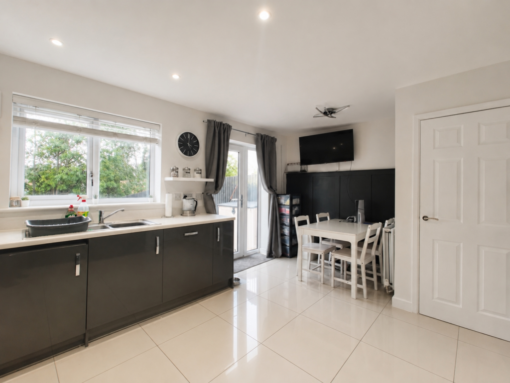 House in Wolverhampton, Old Heath - More