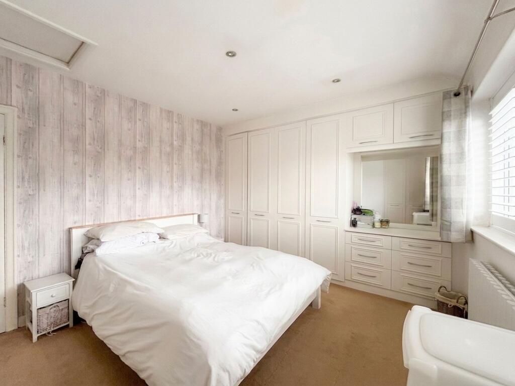 House in Wigan, Greater Manchester - More