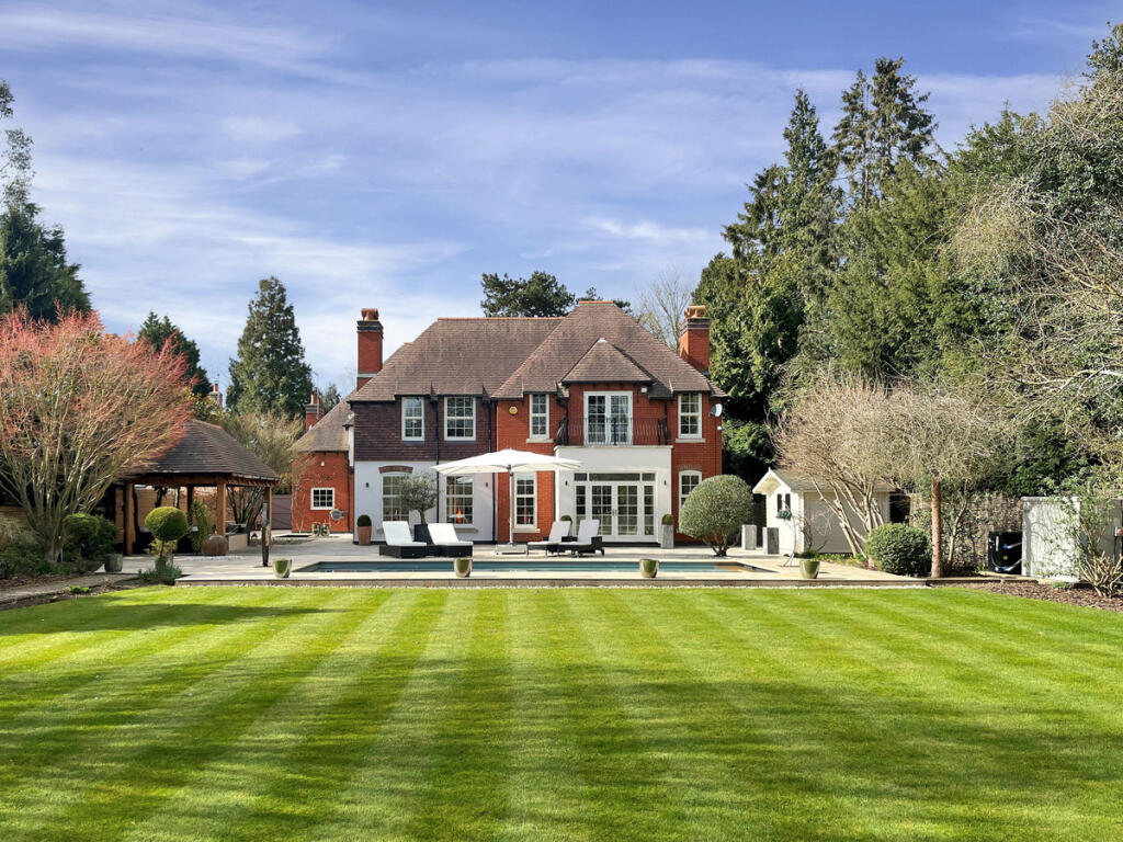 Main image of property: Forest Drive, Kirby Muxloe, LE9