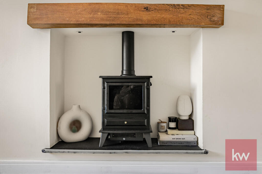 Cygnet Way, Maidenhead, Berkshire, SL6 photo 3