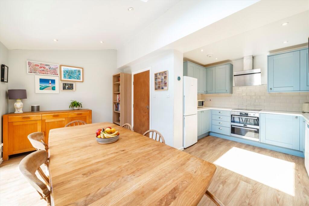 House in London - View 4