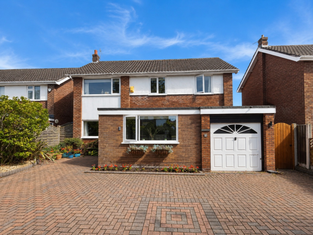 Main image of property: Gleneagles Drive, Southport, Merseyside, PR8 3PP