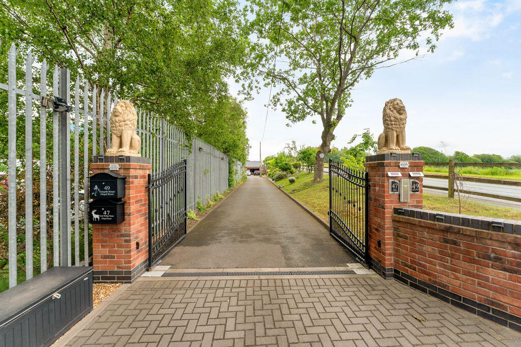 Canal Bridge House, Chapel Street, Wincham  photo 4