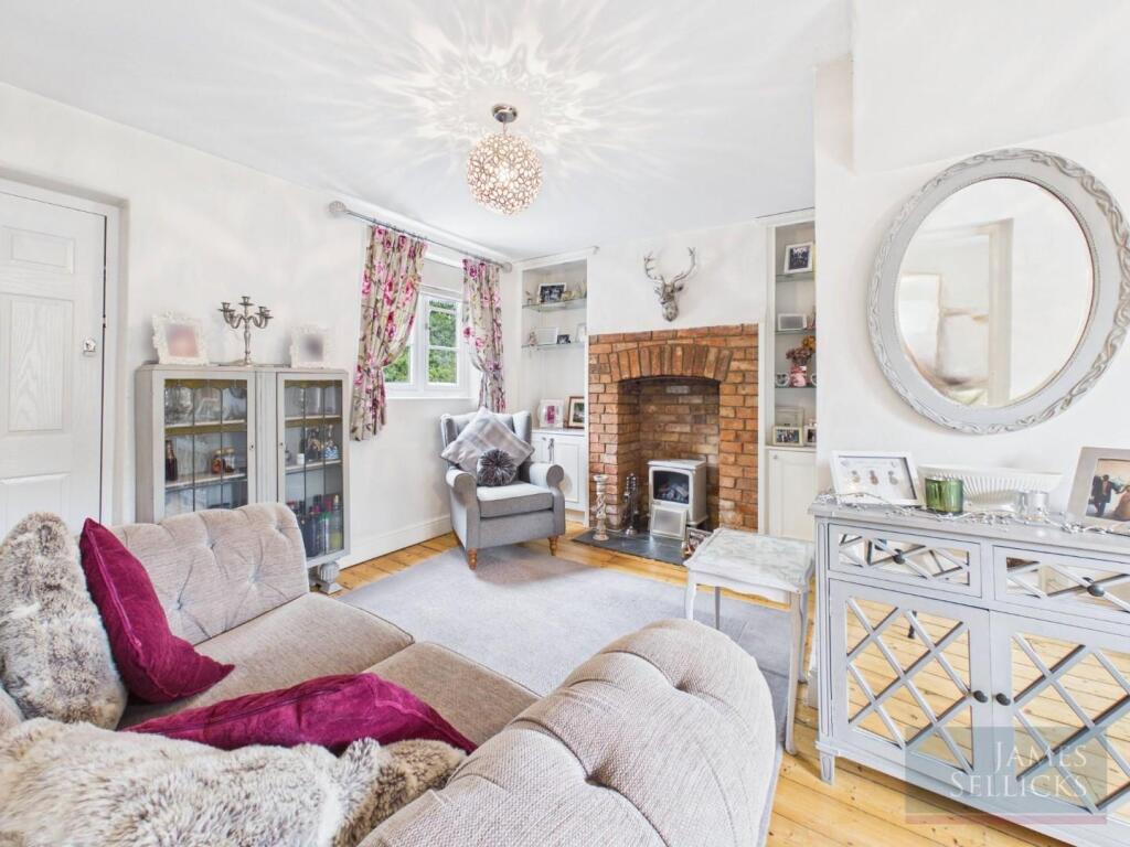 House in Leicester - More