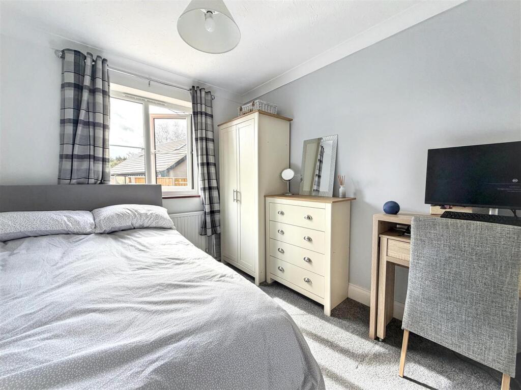 Apartment in South Oxfordshire, Sonning Common - More