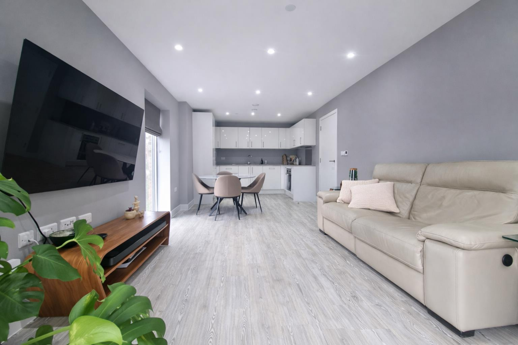 Apartment in Dacorum, The Image - View 4