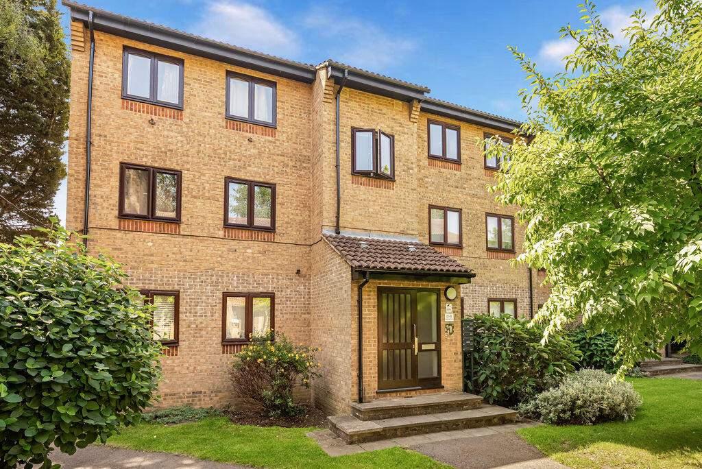 Main image of property: Gresham Way, London