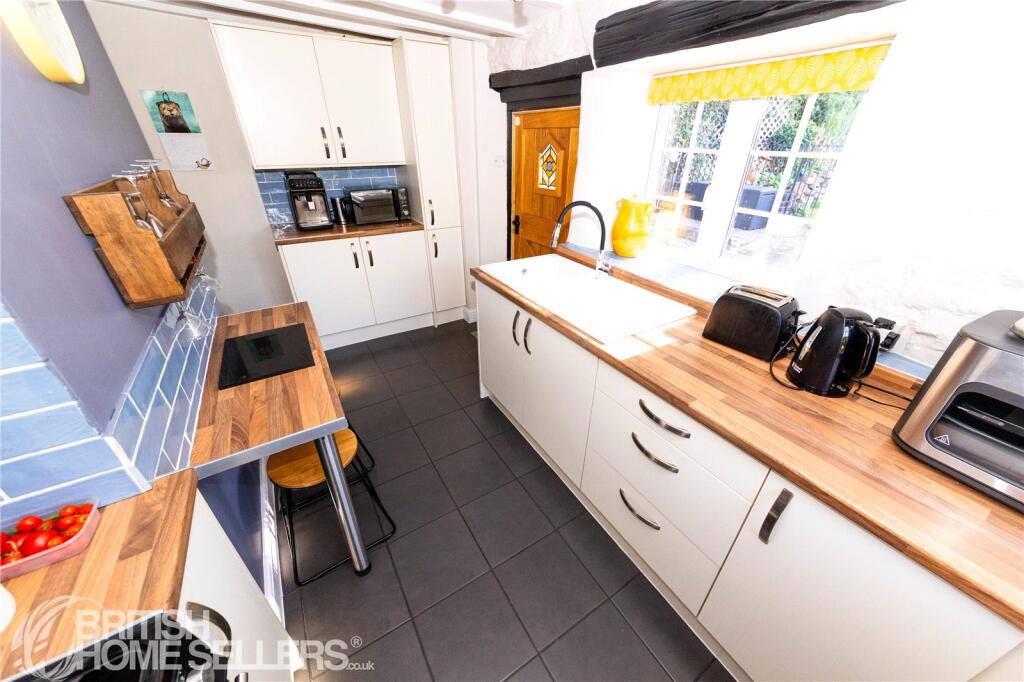 House in Bridgnorth, Low Town, Oldbury - View 4