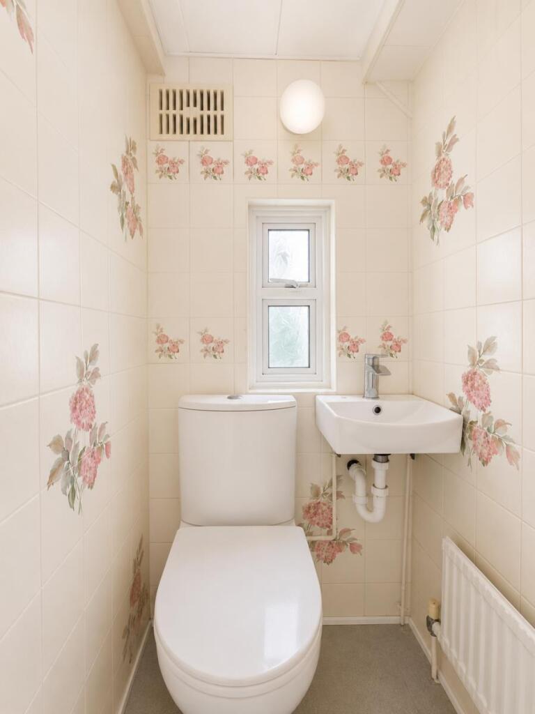House in London, West Finchley - View 5