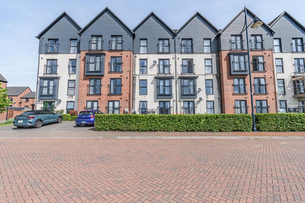 Main image of property: Cei Tir Y Castell, Barry