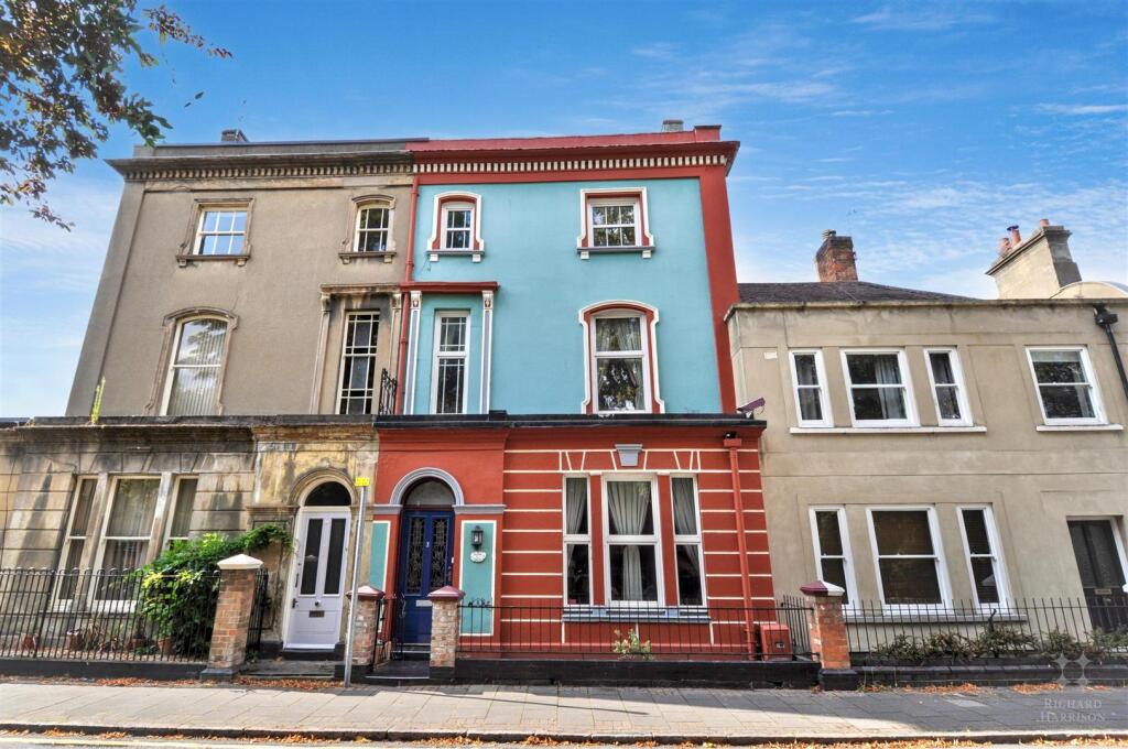 House in Leicester - View 3
