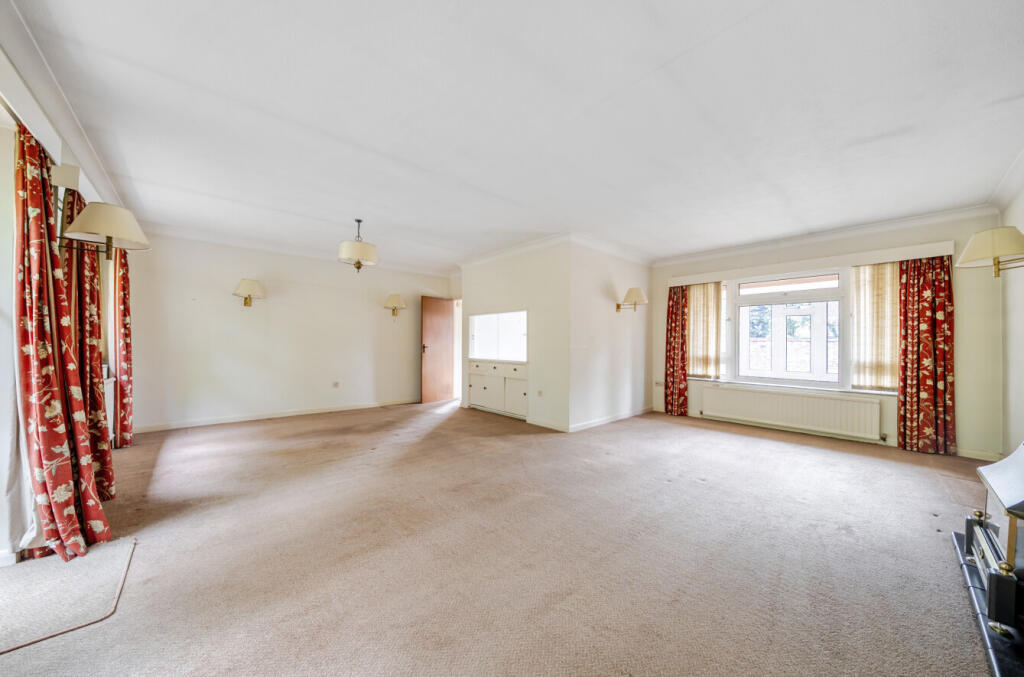 House in Bromley - View 3