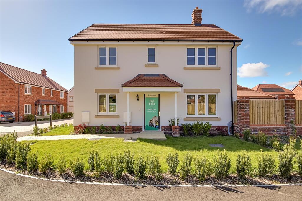 Main image of property: Malthouse Meadows, Sompting
