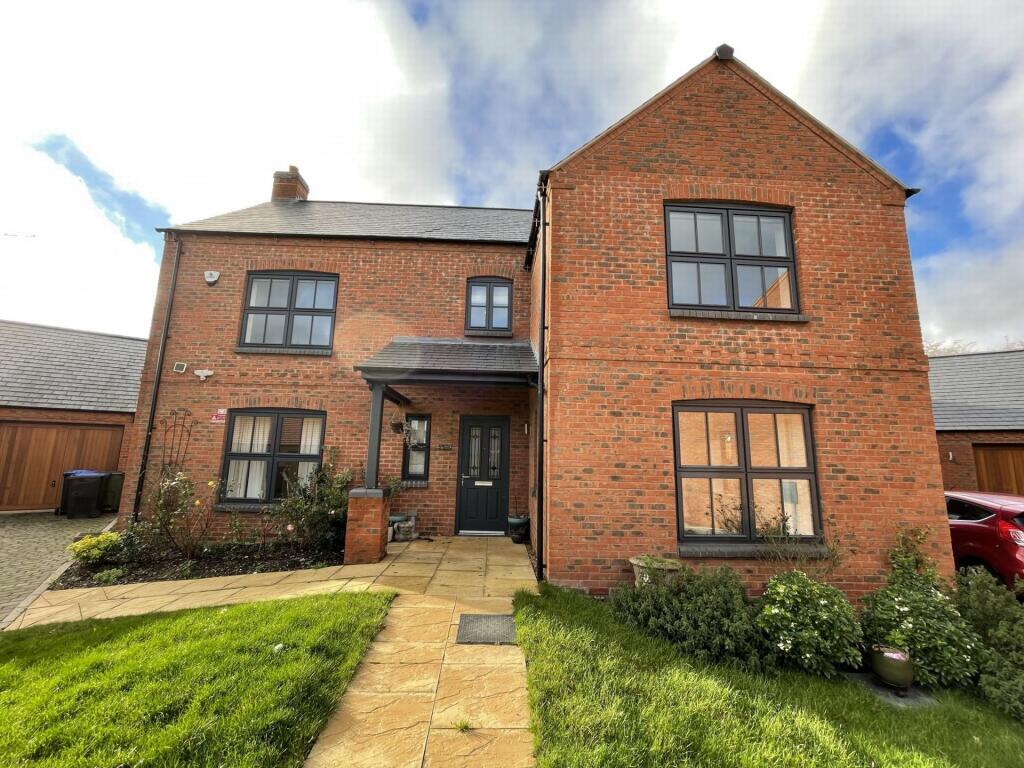 House in Leicester - View 2