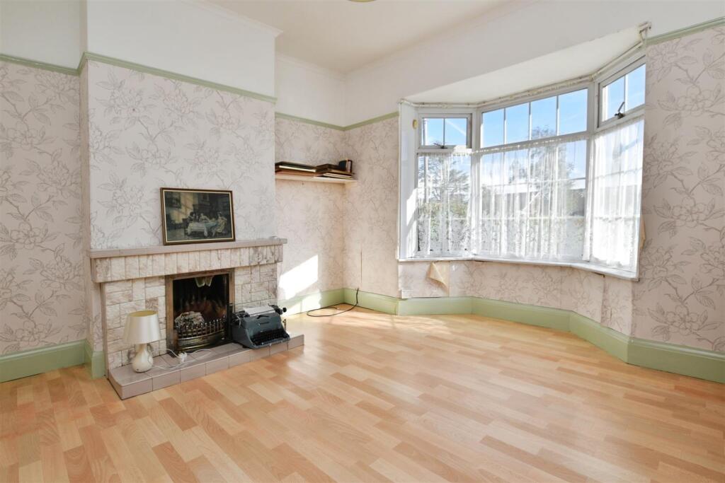 House in Hull, Sproatley - View 2