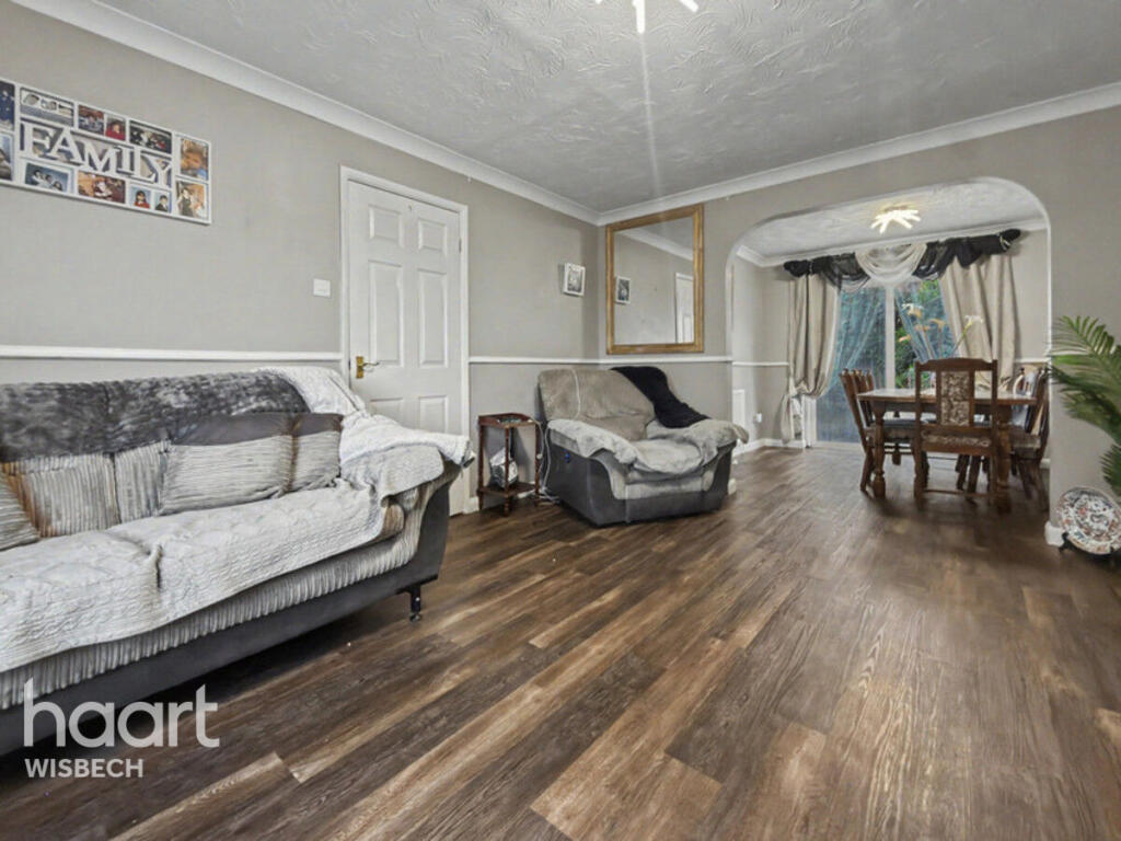 House in Peterborough - View 2