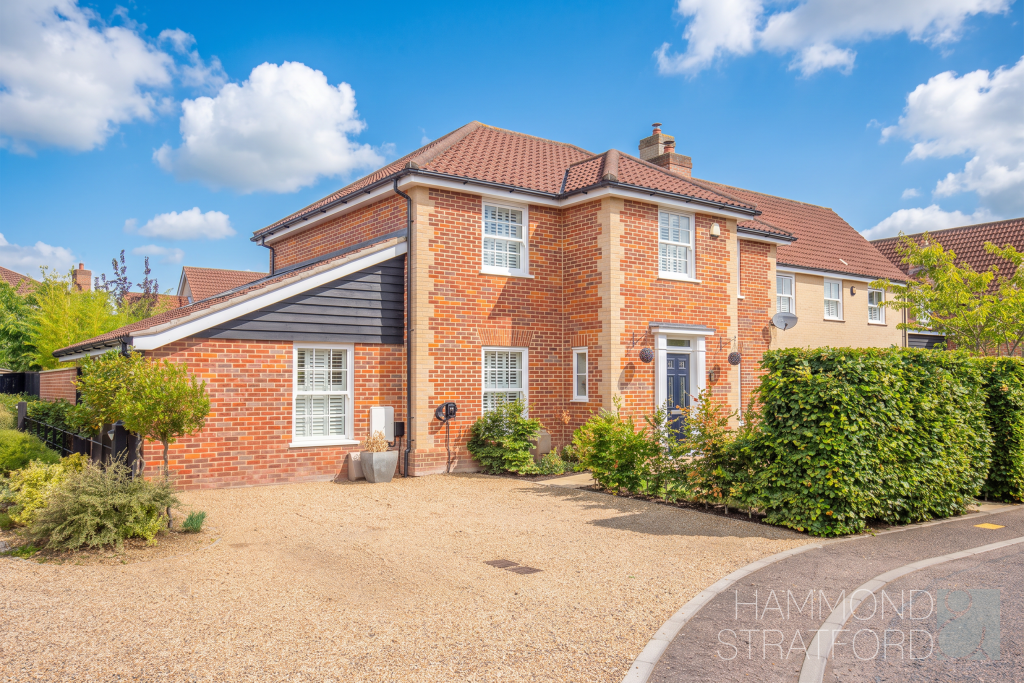 Main image of property: Sowdlefield Walk, Mulbarton