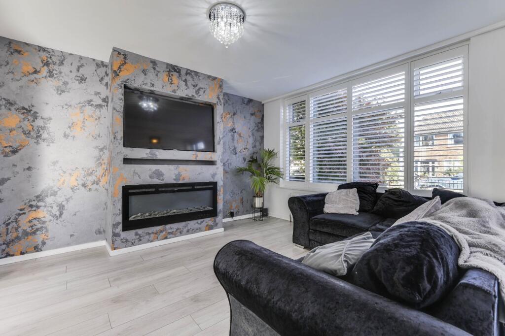 House in Pudsey, Stanningley - View 5