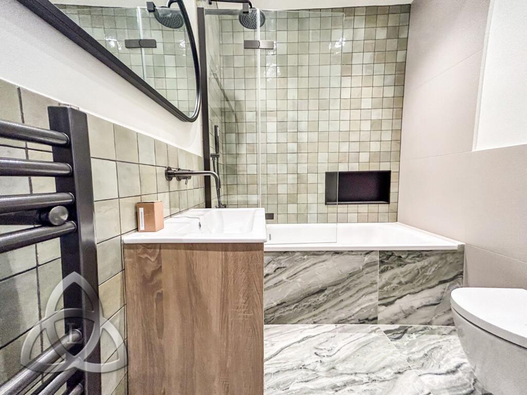 Apartment in London - More