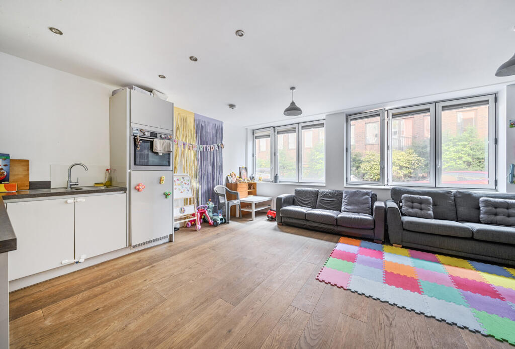 Main image of property: Knoll Rise, Orpington, BR6