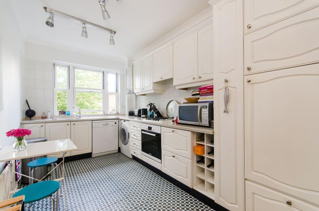 Apartment in Harrow - View 2
