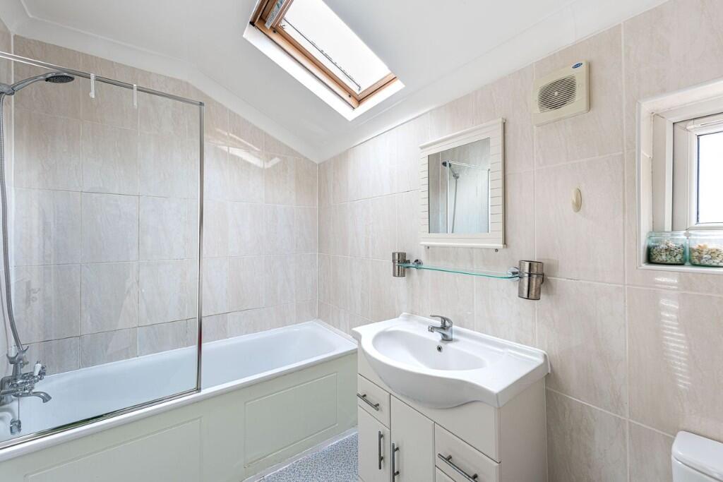 Main image of property: Southwark Park Road, London, SE16