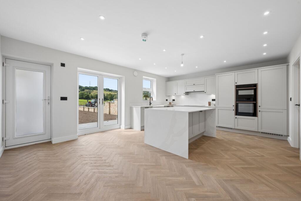 House in Bury, Greater Manchester - View 4