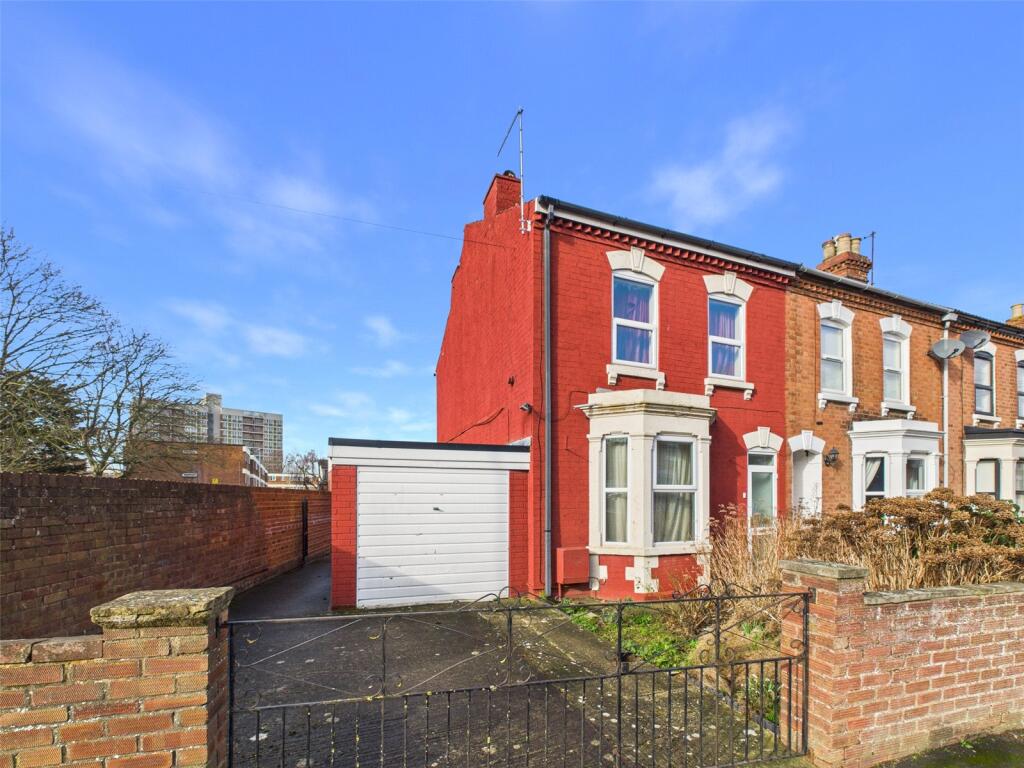 Main image of property: Oxford Road, Gloucester, Gloucestershire, GL1