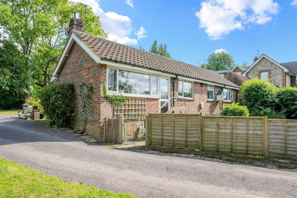 High Road, Chipstead, Coulsdon photo 2