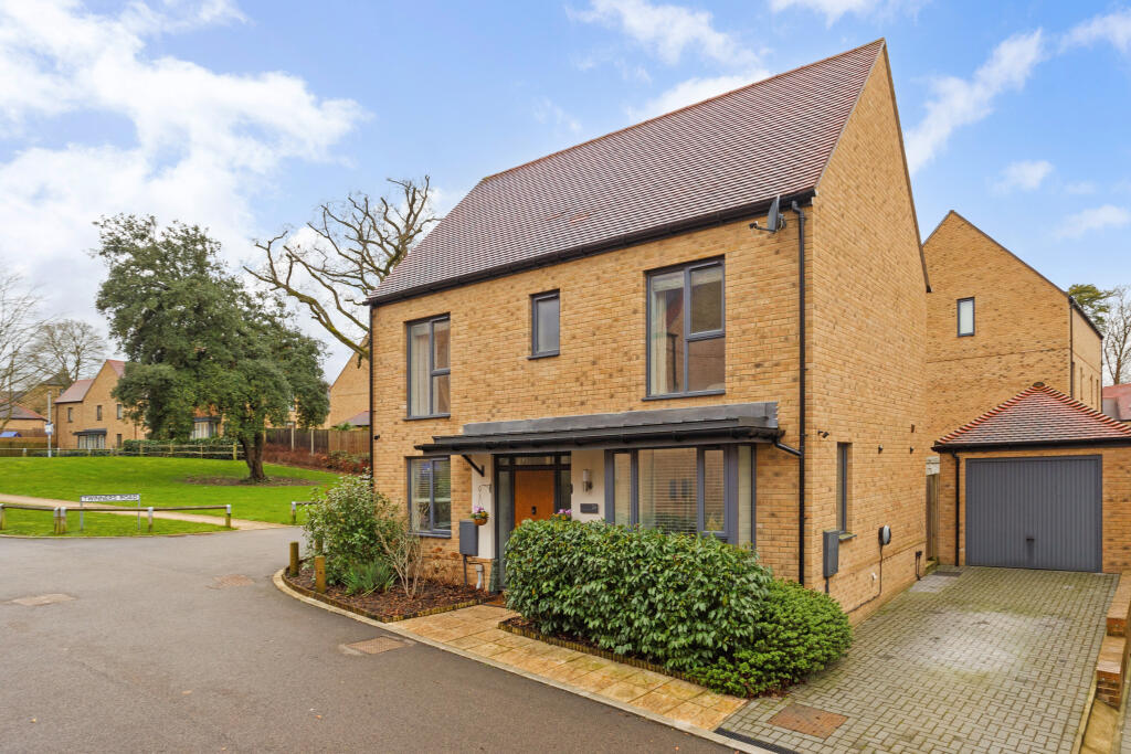 Main image of property: Philand Lane, Coulsdon, CR5