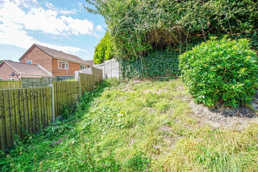 Apartment in Tonbridge - View 4