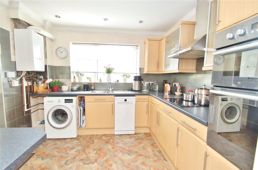 House in Verwood, Dorset - View 5