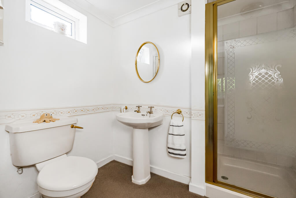 Additional image 7 of Broom Hill, Welwyn, Hertfordshire, AL6