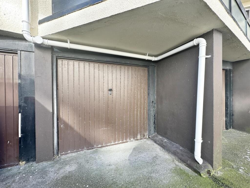 Kings Court, Ramsey, Isle Of Man photo 4