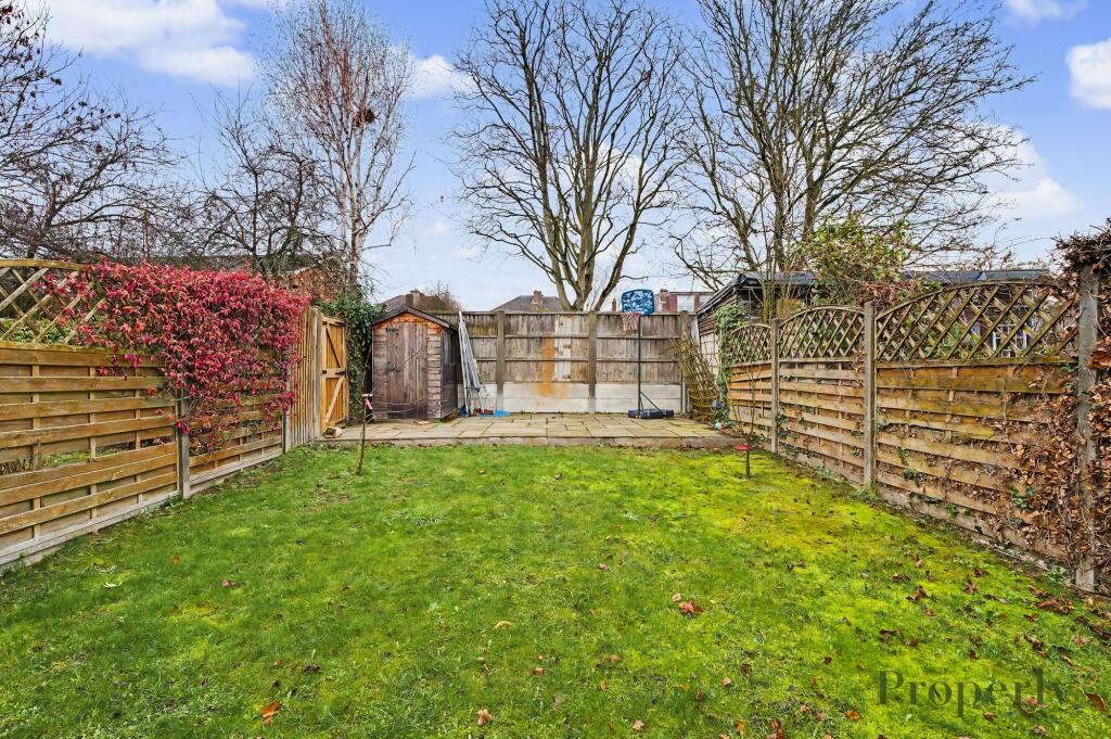 Shaftesbury Road, London, E4 photo 2