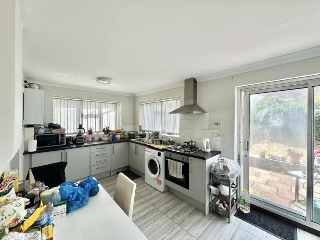 House in Southall - View 5