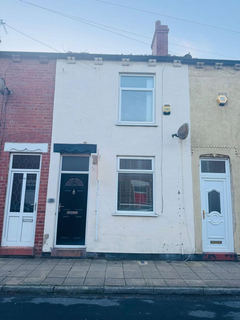 Main image of property: Smawthorne Grove, Castleford, WF10