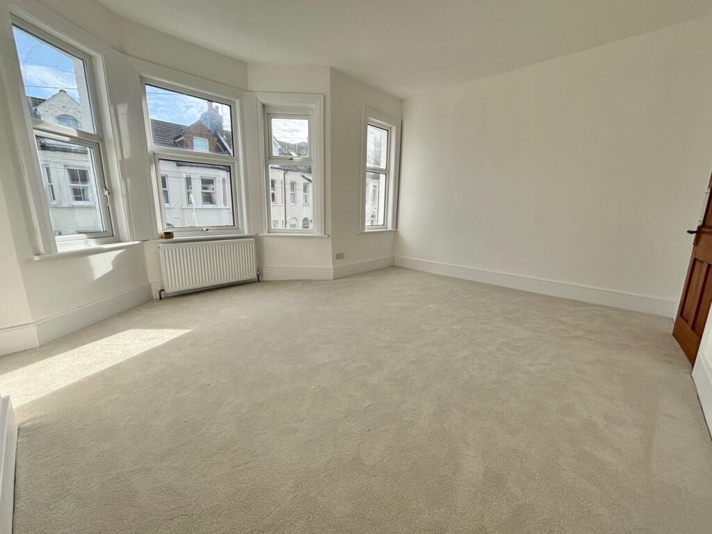 House in Bexhill-on-Sea, Central - View 4