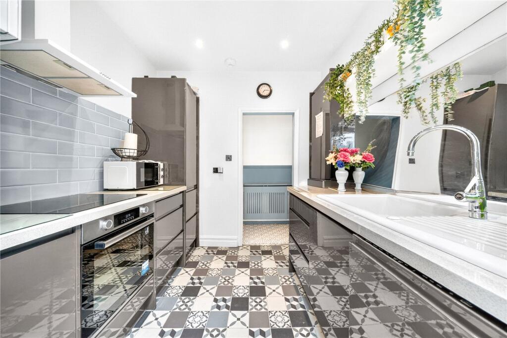 Apartment in London, Leyton - View 5