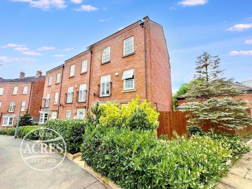 Main image of property: Duckery Wood Walk, Birmingham
