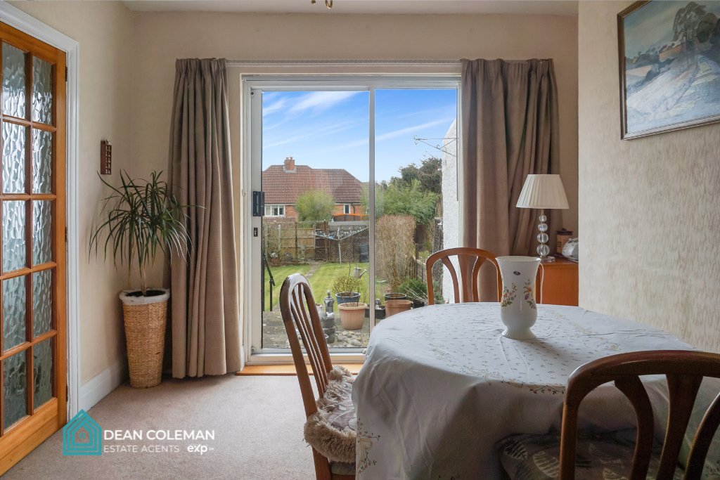 Groveley Lane, Longbridge, B31 4QQ photo 3