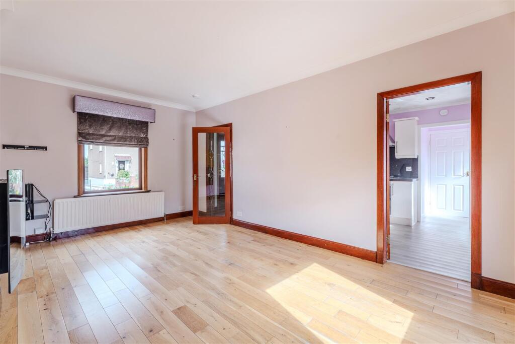 House in Motherwell - View 4