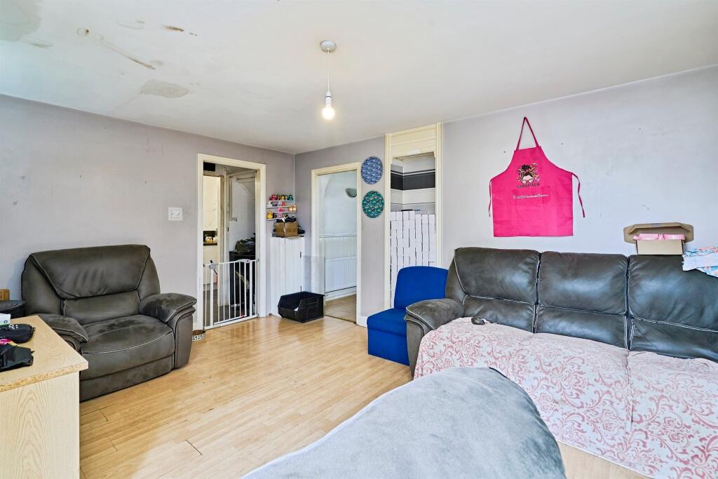 House in Dudley - View 2