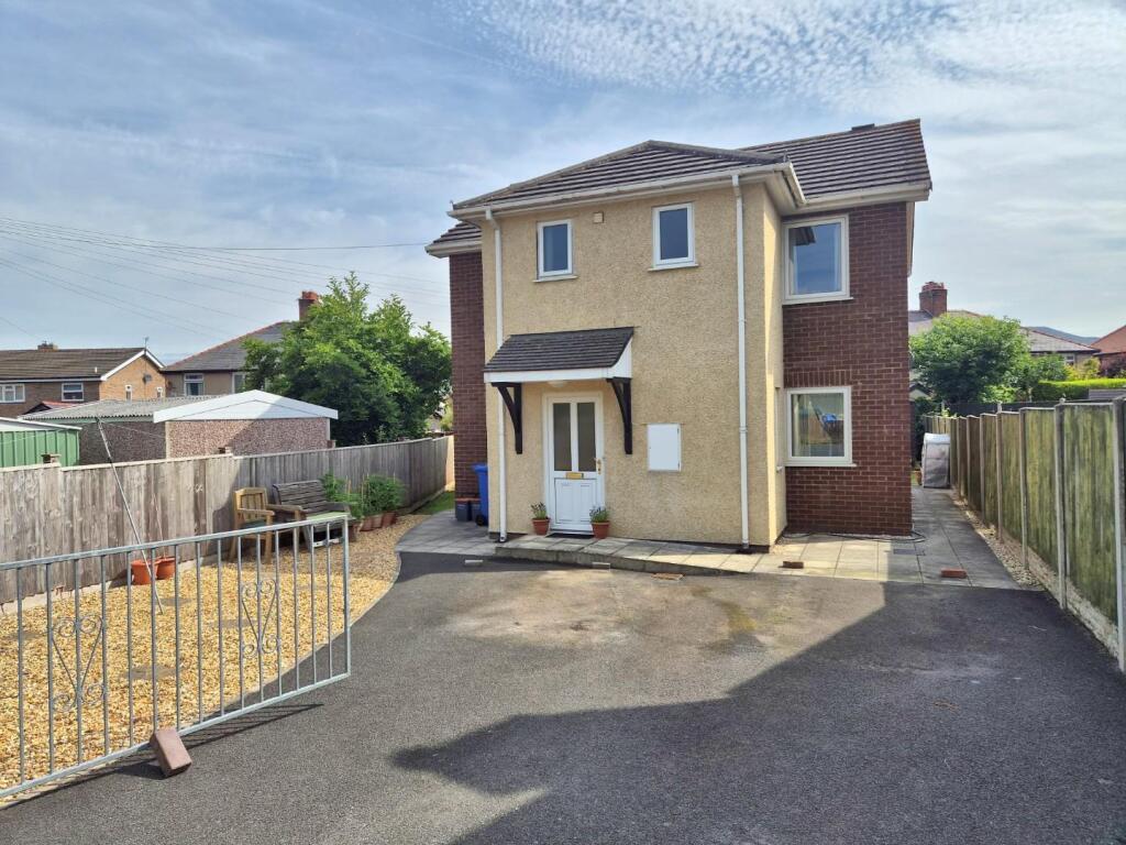 Main image of property: Llawr Y Dyffryn, Ruthin
