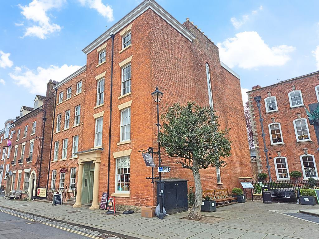 1-bed flat on 16/18, Castle Street, Ludlow, Shropshire, SY8 1AT, £149,950